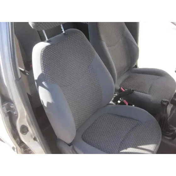 DAEWOO MATIZ '2004 CD PLATA