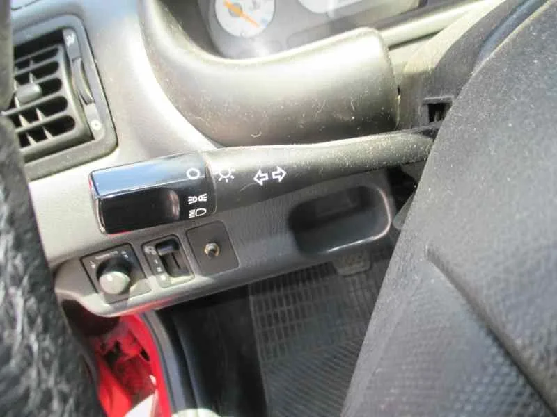 MG ROVER MG ZR '2004 160 ROJO