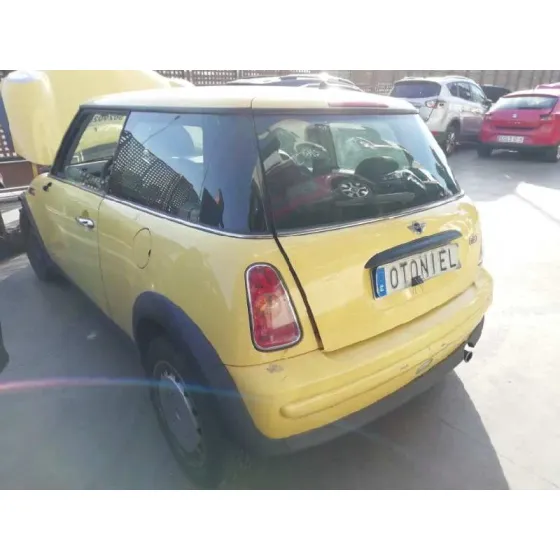 MINI MINI (R50,R53) '2002 ONE AMARILLO