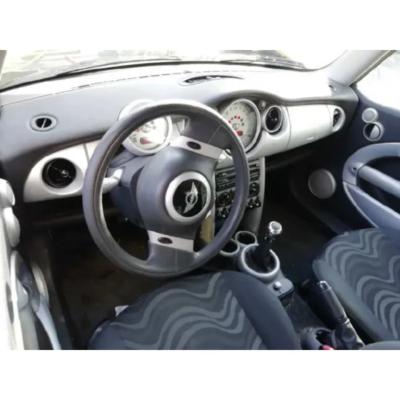 MINI MINI (R50,R53) '2002 ONE AMARILLO