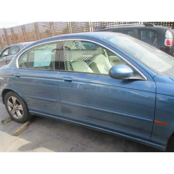 JAGUAR X-TYPE '2001 3.0 V6 EXECUTIVE AZUL