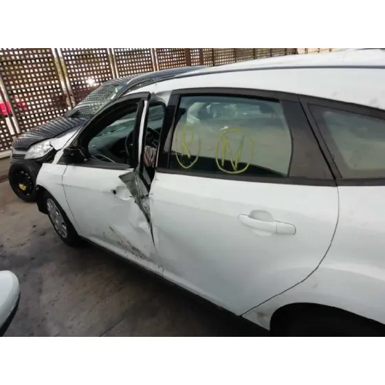 FORD FOCUS LIM. (CB8) '2014 TREND BLANCO