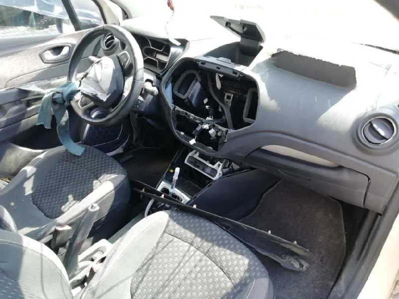 RENAULT CAPTUR '2018 ZEN BLANCO