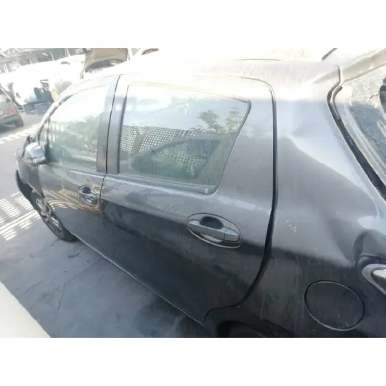 TOYOTA YARIS '2014 ACTIVE GRIS