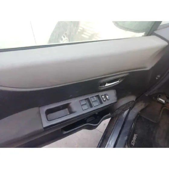TOYOTA YARIS '2014 ACTIVE GRIS