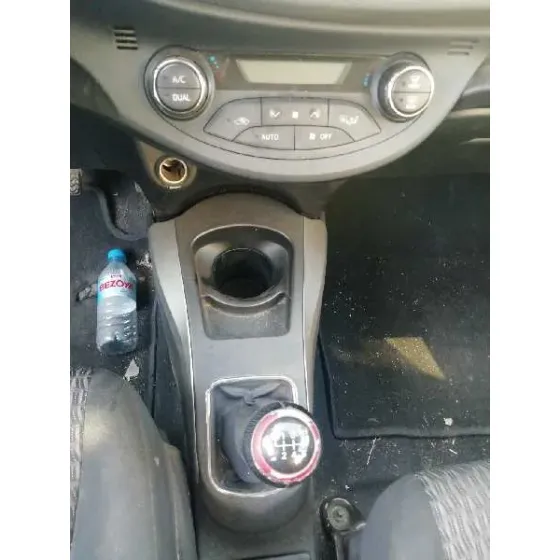 TOYOTA YARIS '2014 ACTIVE GRIS