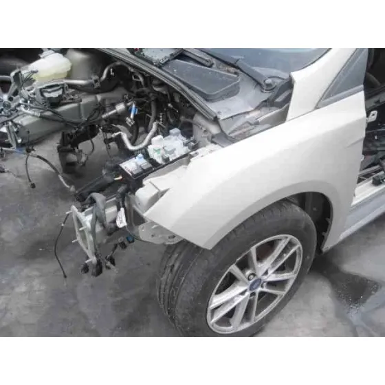 FORD FOCUS LIM. (CB8) '2014 EDITION GRIS