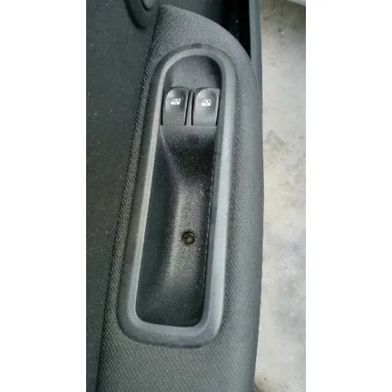 RENAULT CLIO III '2009 TOM TOM EDITION PLATA