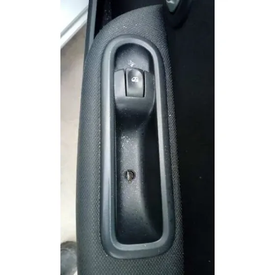 RENAULT CLIO III '2009 TOM TOM EDITION PLATA