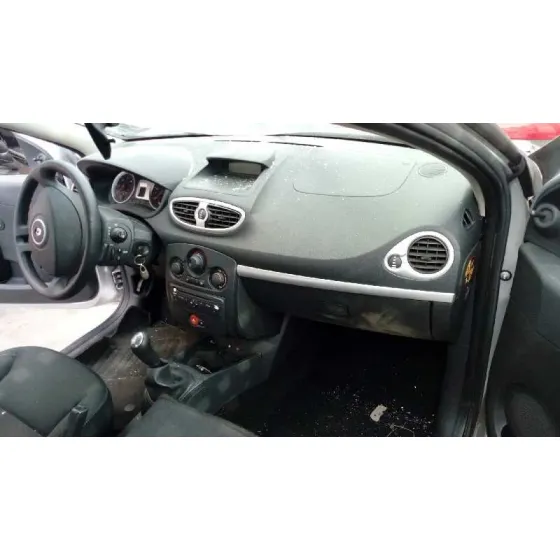RENAULT CLIO III '2009 TOM TOM EDITION PLATA