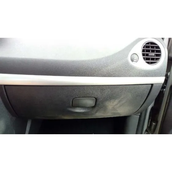 RENAULT CLIO III '2009 TOM TOM EDITION PLATA