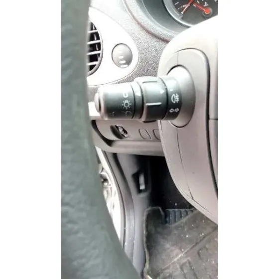RENAULT CLIO III '2009 TOM TOM EDITION PLATA