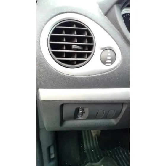 RENAULT CLIO III '2009 TOM TOM EDITION PLATA