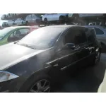 RENAULT MEGANE II BERLINA 3P RENAULT MEGANE II BERLINA 3P '2002 CONFORT AUTHENTIQUE NEGRO 2002