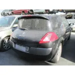 RENAULT MEGANE II BERLINA 3P RENAULT MEGANE II BERLINA 3P '2002 CONFORT AUTHENTIQUE NEGRO 2002