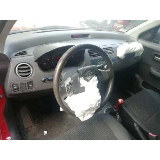 SUZUKI SWIFT BERLINA (MZ) '2007 GL (5-PTAS.) ROJO