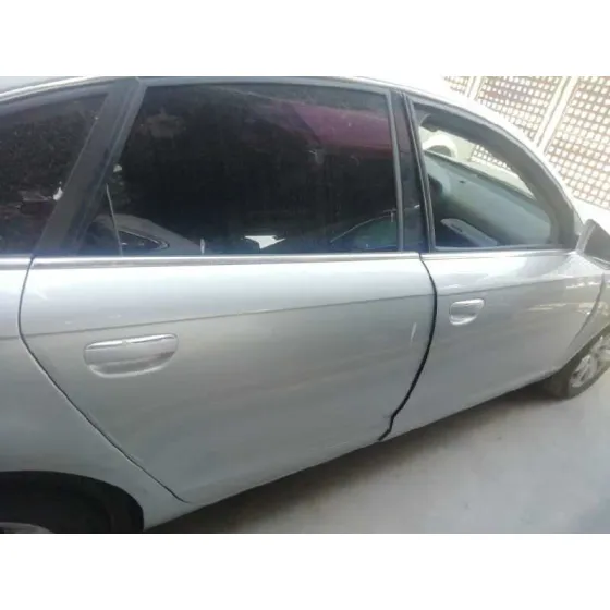AUDI A6 BERLINA (4F2) '2005 2.7 TDI GRIS