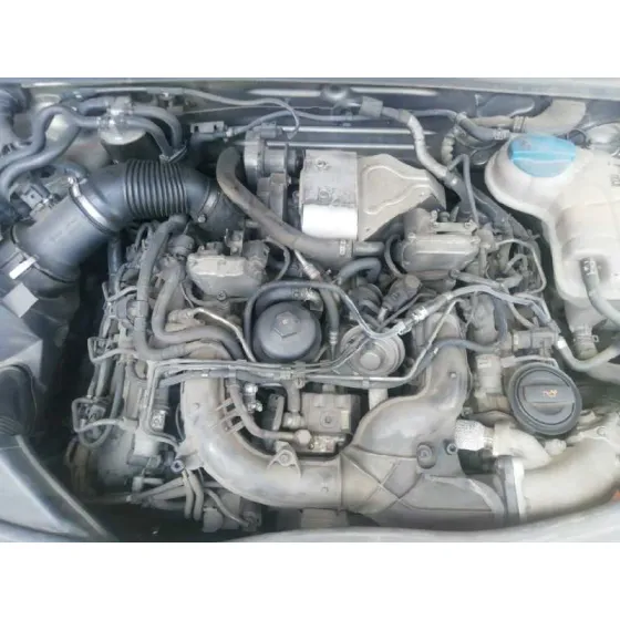 AUDI A6 BERLINA (4F2) '2005 2.7 TDI GRIS