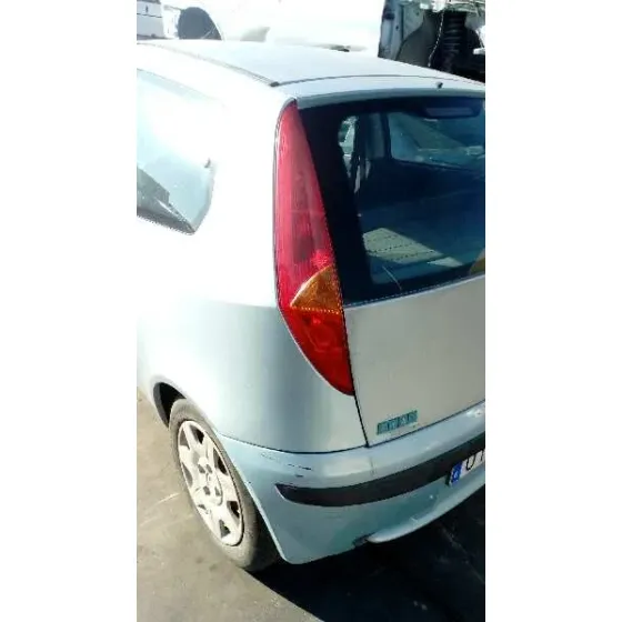 FIAT PUNTO BERLINA (188) '2002 1.2 8V VERDE AZULADO