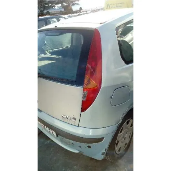 FIAT PUNTO BERLINA (188) '2002 1.2 8V VERDE AZULADO