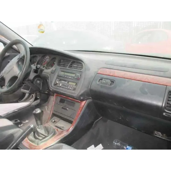 HONDA ACCORD BERLINA (CG7-9/CH1-7) '2002 1.8I S (CG8) PLATA