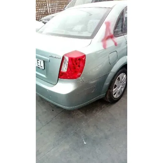 CHEVROLET NUBIRA BERLINA '2005 SE VERDE