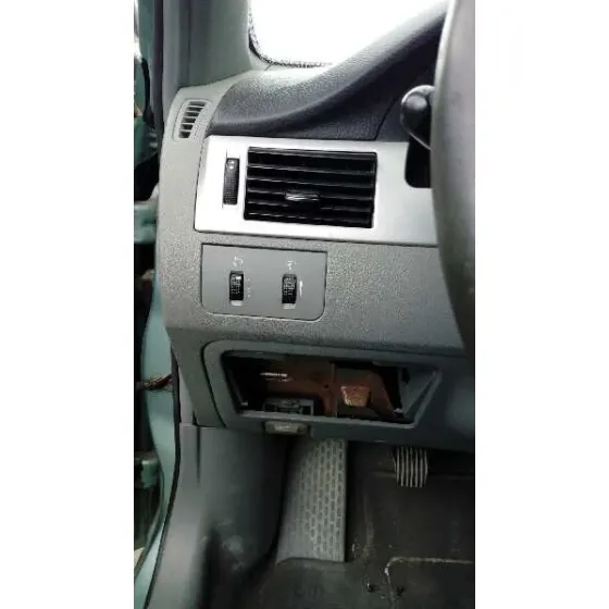 CHEVROLET NUBIRA BERLINA '2005 SE VERDE