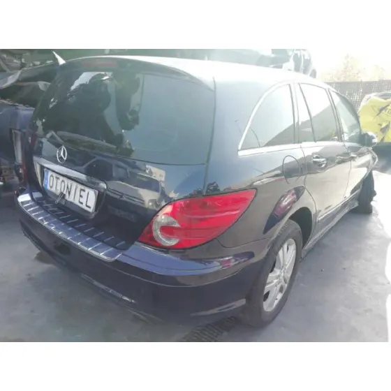 MERCEDES CLASE R (W251) '2007 R 300 CDI 4-MATIC (251.020) NEGRO