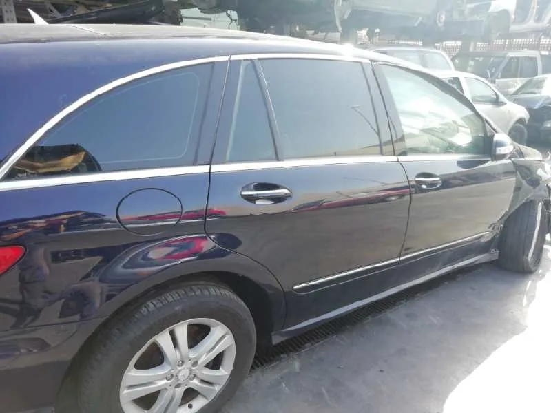 MERCEDES CLASE R (W251) '2007 R 300 CDI 4-MATIC (251.020) NEGRO