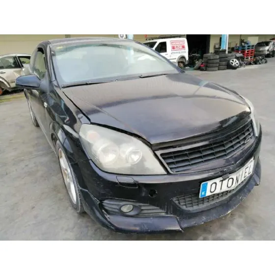 OPEL ASTRA GTC '2007 1.7 16V CDTI NEGRO