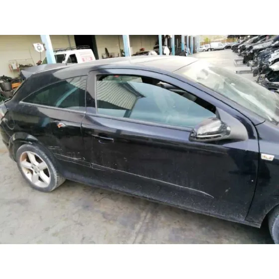 OPEL ASTRA GTC '2007 1.7 16V CDTI NEGRO