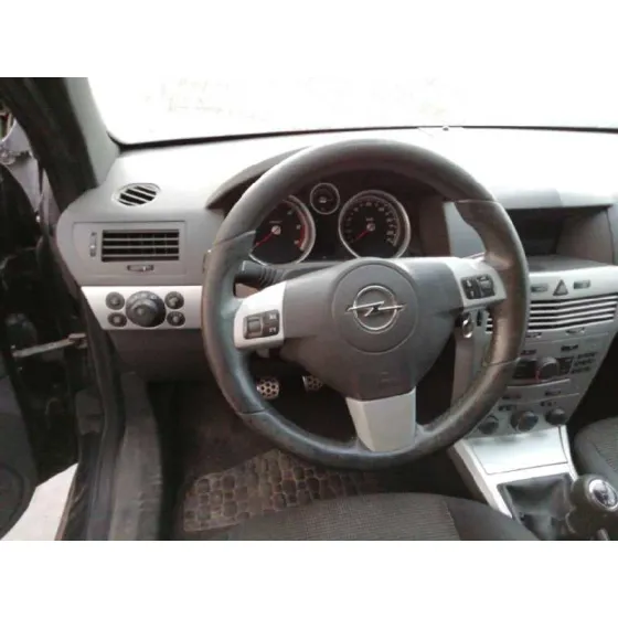 OPEL ASTRA GTC '2007 1.7 16V CDTI NEGRO