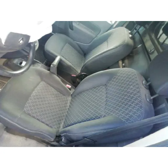 RENAULT KANGOO '2014 FURGON PROFESSIONAL BLANCO
