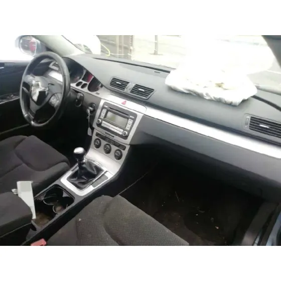 VOLKSWAGEN PASSAT BERLINA (3C2) '2008 ADVANCE GRIS