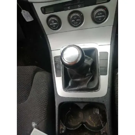 VOLKSWAGEN PASSAT BERLINA (3C2) '2008 ADVANCE GRIS