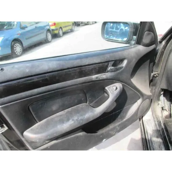 BMW SERIE 3 BERLINA (E46) '1999 320D NEGRO