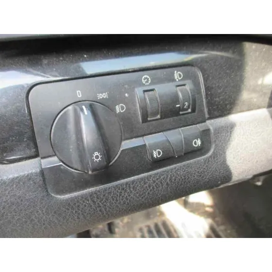 BMW SERIE 3 BERLINA (E46) '1999 320D NEGRO