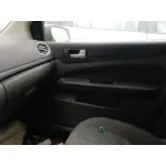 FORD FOCUS BERLINA (CAP) FORD FOCUS BERLINA (CAP) '2006 TREND GRIS 2005