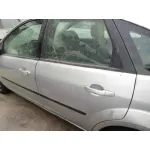 FORD FOCUS BERLINA (CAP) FORD FOCUS BERLINA (CAP) '2006 TREND GRIS 2005