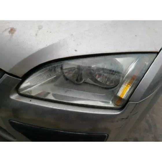 FORD FOCUS BERLINA (CAP) '2006 TREND GRIS