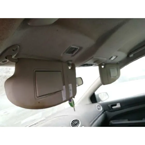 FORD FOCUS BERLINA (CAP) '2006 TREND GRIS