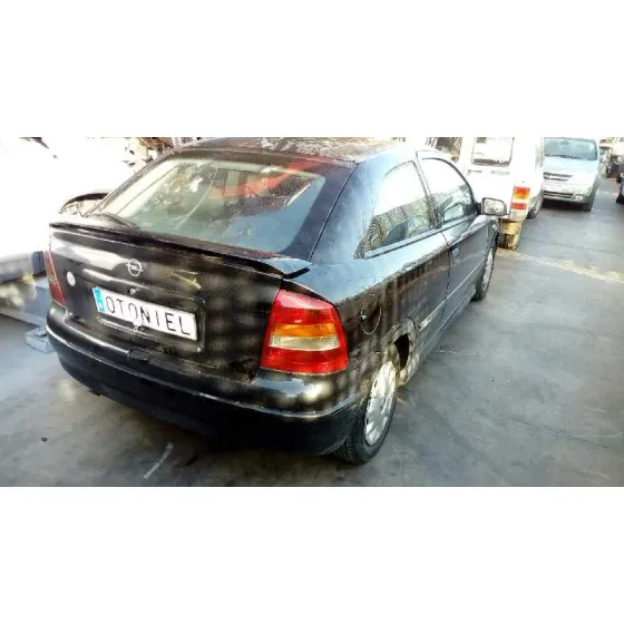 OPEL ASTRA G BERLINA '2002 CLUB NEGRO
