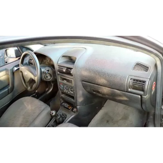 OPEL ASTRA G BERLINA '2002 CLUB NEGRO