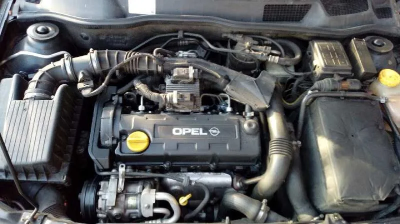 OPEL ASTRA G BERLINA '2002 CLUB NEGRO