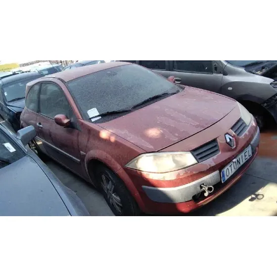 RENAULT MEGANE II BERLINA 3P '2002 CONFORT AUTHENTIQUE ROJO