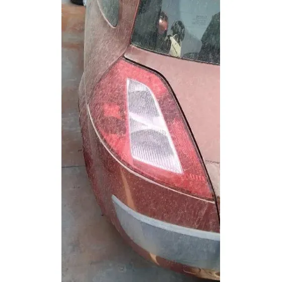 RENAULT MEGANE II BERLINA 3P '2002 CONFORT AUTHENTIQUE ROJO