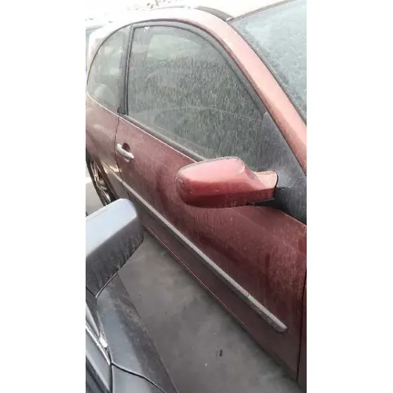 RENAULT MEGANE II BERLINA 3P '2002 CONFORT AUTHENTIQUE ROJO