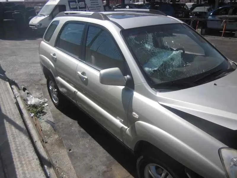 KIA SPORTAGE KIA SPORTAGE '2005 LX PLATA 2004