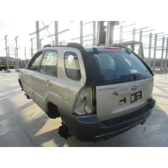 KIA SPORTAGE '2005 LX PLATA