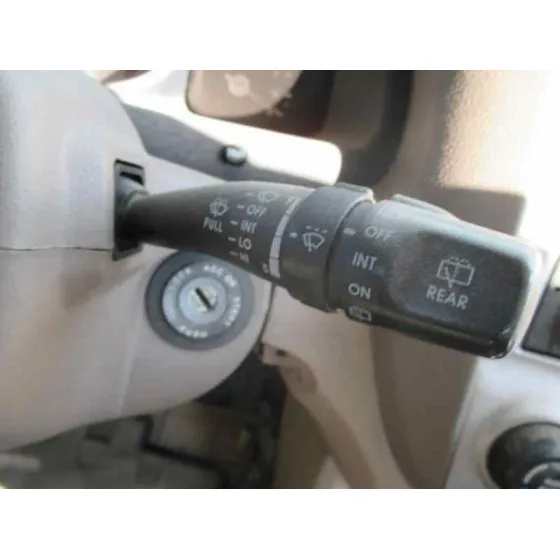 KIA SPORTAGE '2005 LX PLATA